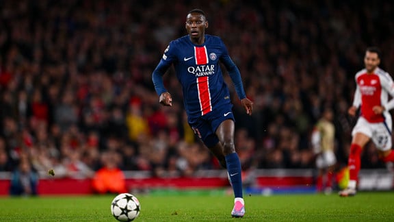 Mercato PSG Cest confirmé pour Kolo Muani Le10sport com