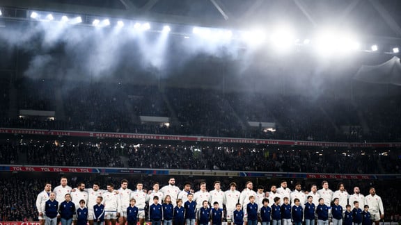 «Ça fait trois semaines qu’on n’a pas vu le soleil» : La proposition inattendue du XV de France !