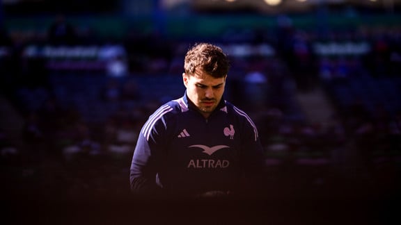 Antoine Dupont a fait «son pire match» avec le XV de France : Le changement réclamé sur RMC
