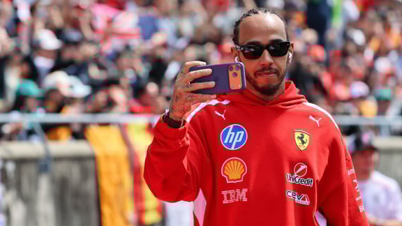 Lewis Hamilton en couple avec Kim Kardashian : La photo à Coachella qui fait réagir sur les réseaux sociaux !