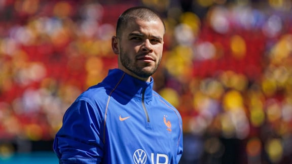 Mercato - PSG : Lucas Chevalier prêt à partir, un club anglais est déjà passé à l'action