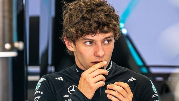 F1 : «On ne peut pas le comparer à Ayrton Senna», Mercedes calme tout le monde pour son crack Kimi Antonelli