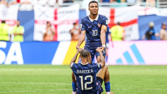 Kylian Mbappé a lancé les grandes manœuvres en interne : Comment la star du Real Madrid pourrait provoquer le départ de Bradley Barcola du PSG !
