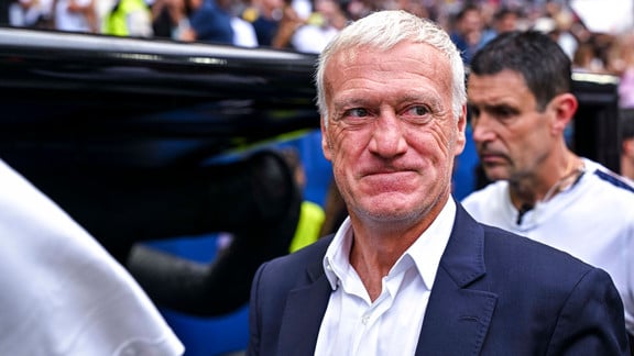 Après son départ de l’équipe de France, Didier Deschamps pourrait bien retrouver Zinedine Zidane !