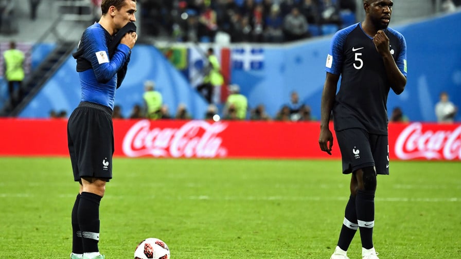 Samuel Umtiti dévoile le détail complètement fou qui a confirmé le transfert d’Antoine Griezmann !