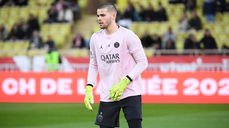 Lucas Chevalier : Le coup de génie au PSG !