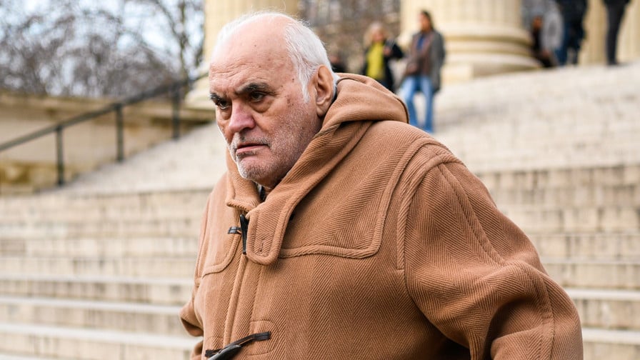 Gilles Favard dérape sur les réseaux sociaux - Viré de L’Équipe du Soir, le chroniqueur a récidivé : «il pouvait parfois disjoncter»