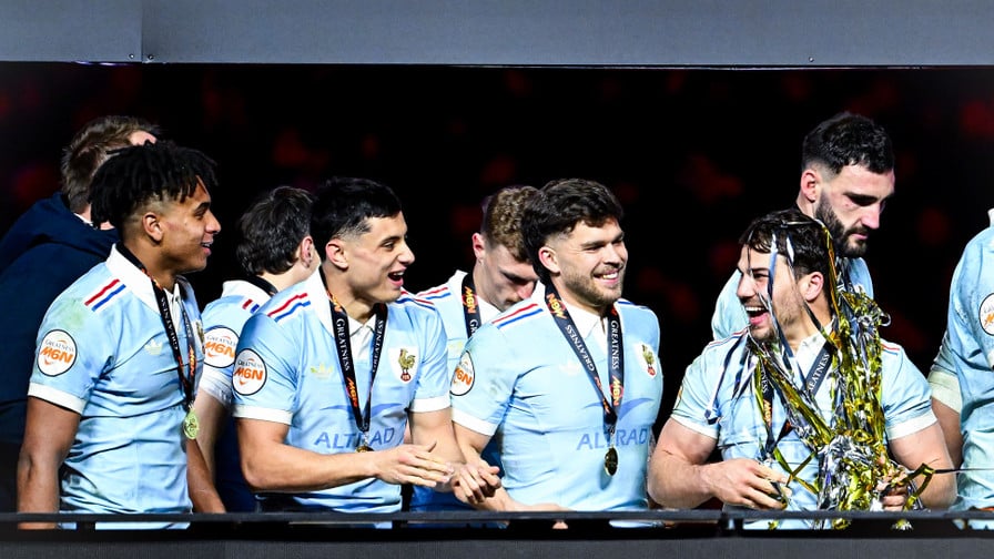 Louis Bielle-Biarrey s’avoue vaincu face à Dupont et Jalibert (et la raison va vous étonner) 