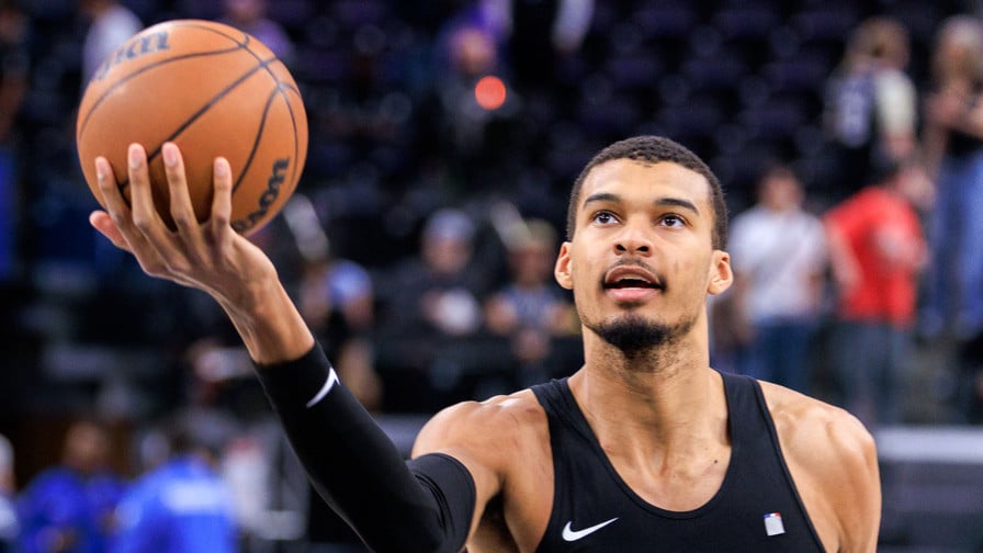 NBA : «Nous continuons de rêver grâce à lui», les Spurs remercient «les dieux du basket» pour leur avoir offert Wembanyama