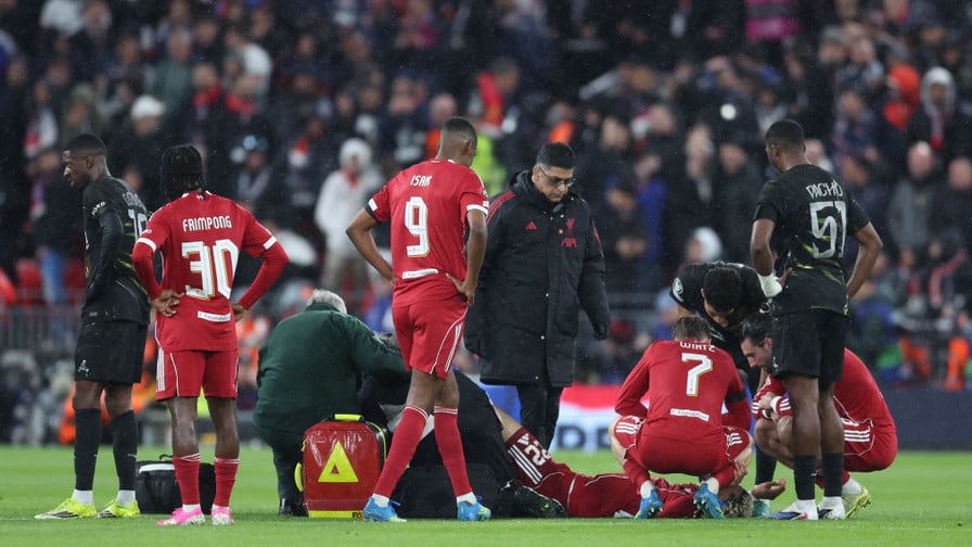 Blessure d'Hugo Ekitike : Le même chirurgien que pour star de NBA, grande nouvelle pour son retour ? 