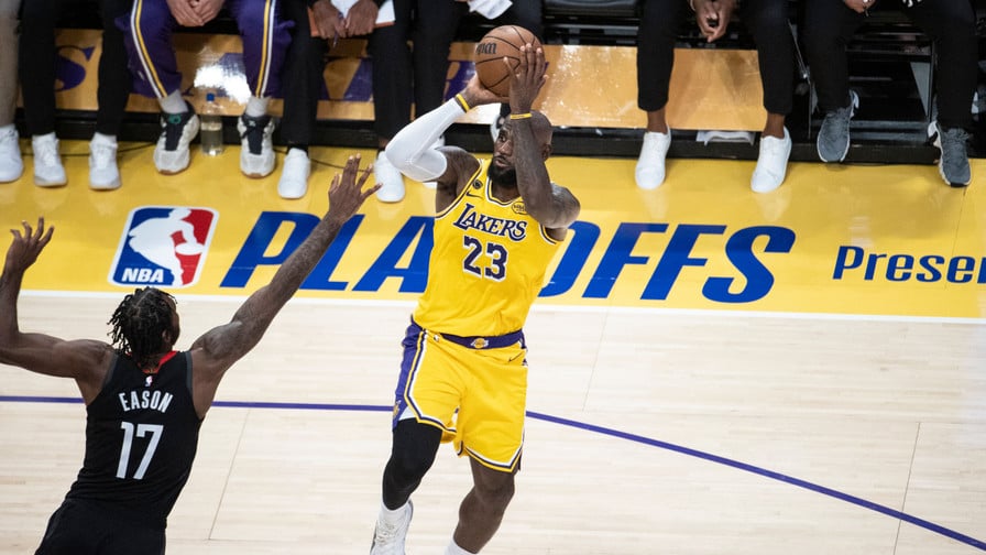 NBA - La scène lunaire sur YouTube : Le Miami Heat annonce le retour de LeBron James... par accident ! 