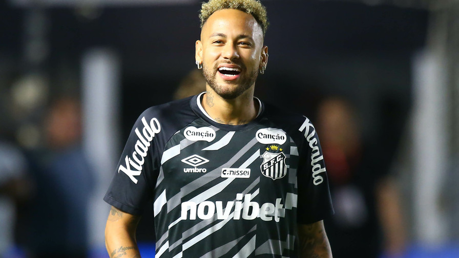 Scandale pour Neymar au Brésil qui aurait frappé un coéquipier ! 