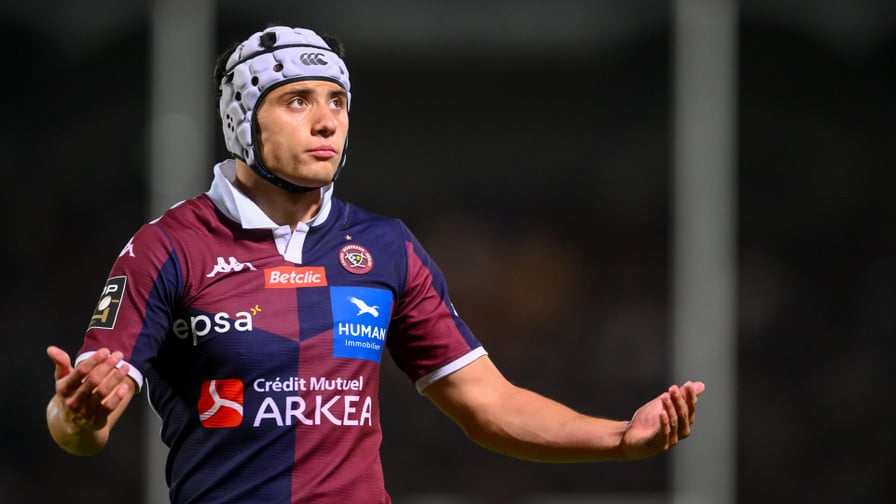 «C'est presque du jamais vu» : Avant le choc contre l'UBB, Finn Russell tremble face à Louis Bielle-Biarrey !