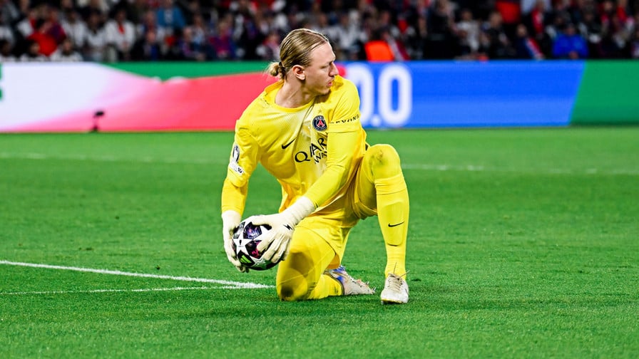 Matvey Safonov : Le PSG va commettre une erreur ? 