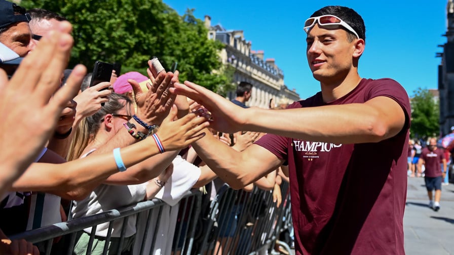 Nouvelle star du rugby français, Louis Bielle-Biarrey se lâche sur sa vie privée : «J’ai encore du mal à réaliser» 
