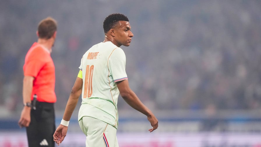 Du PSG au Real Madrid : Kylian Mbappé a négocié avec un autre club avant de signer... pour faire plaisir à sa mère ! 
