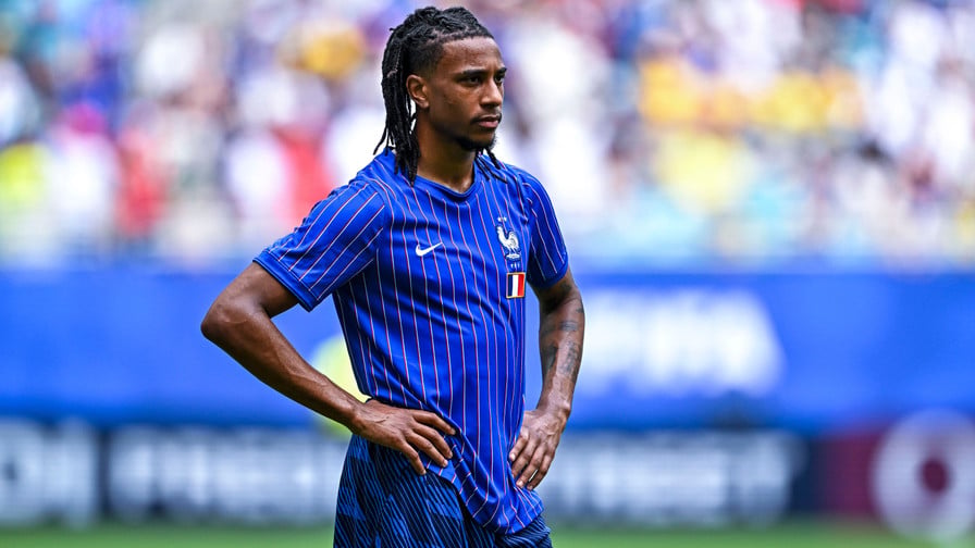 Michael Olise : Pierre Ménès annonce un premier problème pour Zinedine Zidane en équipe de France