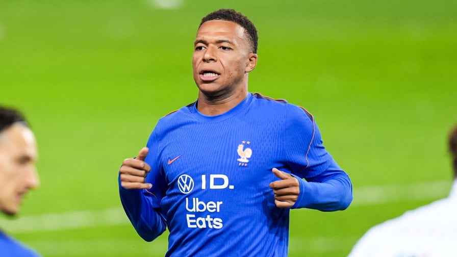 Kylian Mbappé en campagne pour le Ballon d'Or : Un joueur du PSG refuse de l'imiter !