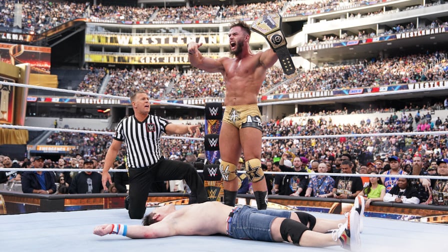 Il a battu John Cena à WrestleMania et remporté quatre ceintures à la WWE : L’interview exclusive (et mouvementée) d’Austin Theory avant de venir en France