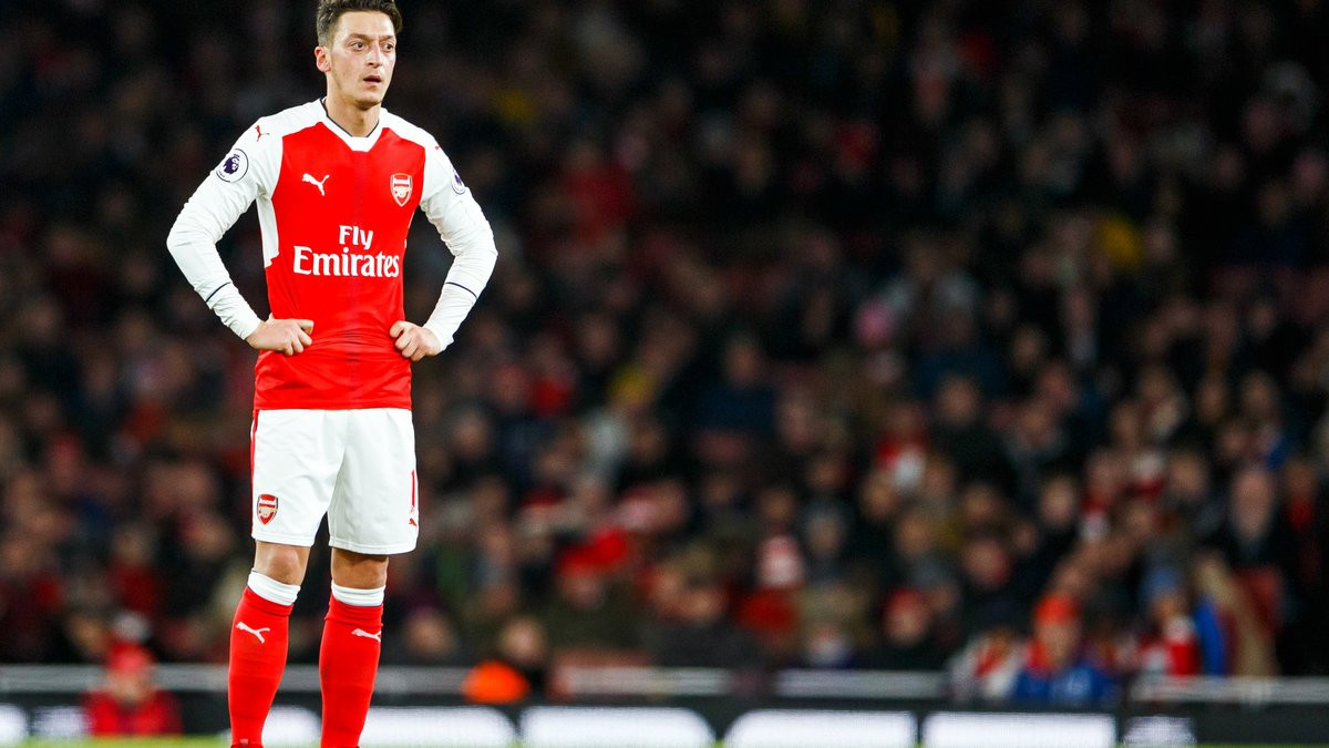 Combien Dure Une Prolongation Au Foot Mercato | Mercato - Arsenal : Mesut Özil pose une condition pour son