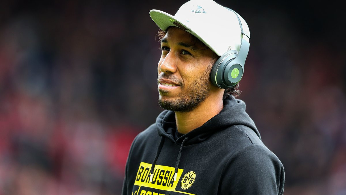 Mercato ASSE Subotic revient sur l’importance d’Aubameyang dans son arrivée Mercato ASSE Subotic revient sur l’importance d’Aubameyang dans son arrivée