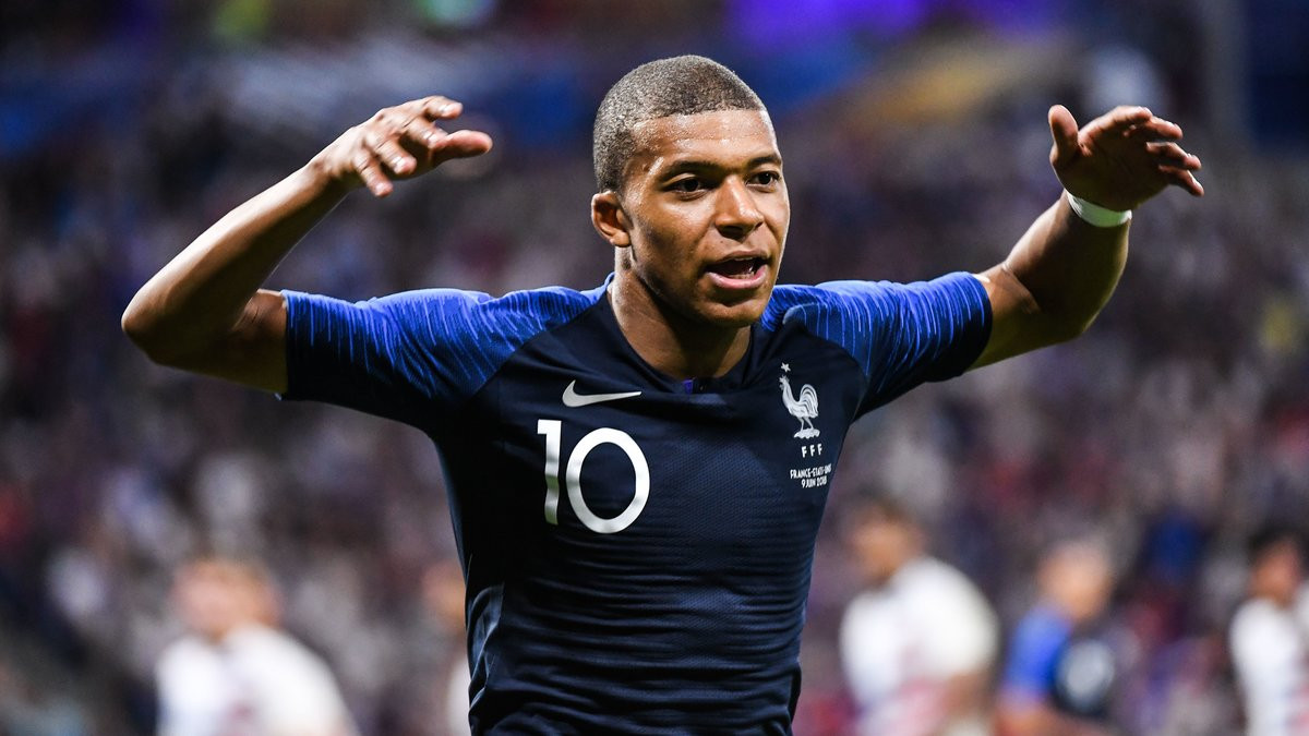 PSG : «Kylian Mbappé me fait penser au Thierry Henry de 98