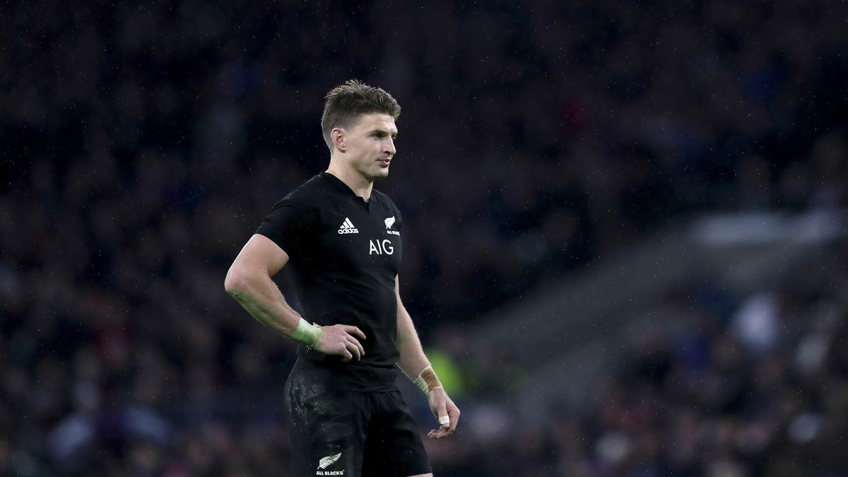 Top14 Rugby Top 14 Le Racing 92 En Pole Pour Beauden Barrett