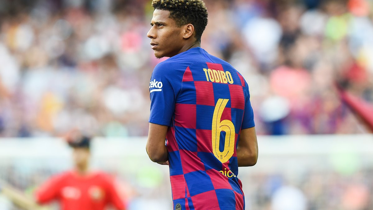 Mercato Exclu Mercato Fc Barcelone Decision Prise Pour Todibo