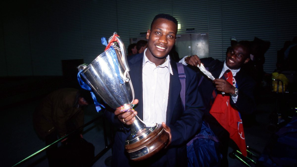 PSG Coupe des Coupes 1996 Le coup de canon de Bruno N’Gotty (vidéo)