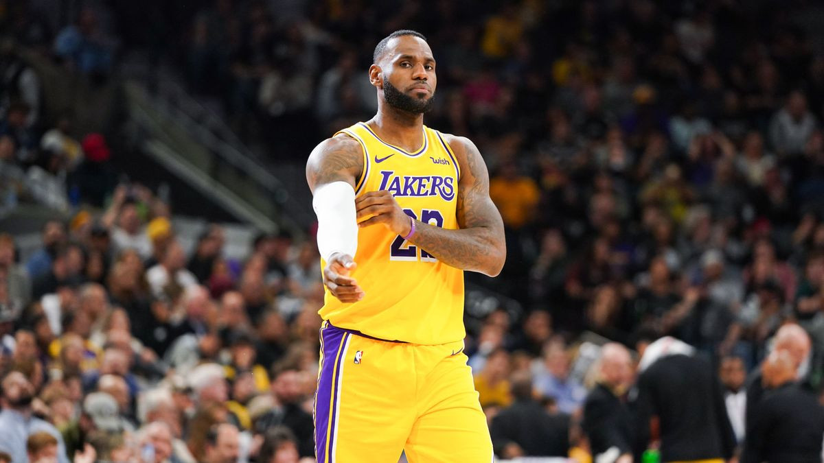 chaussette lebron james