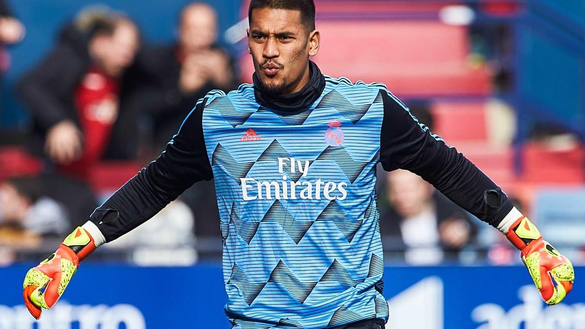 Mercato Psg Cet Indice De Taille Sur L Avenir D Alphonse Areola Le Sport Com