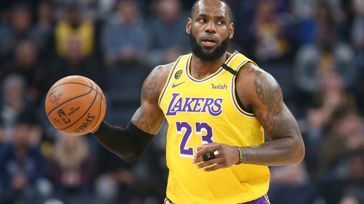 baskets lebron james
