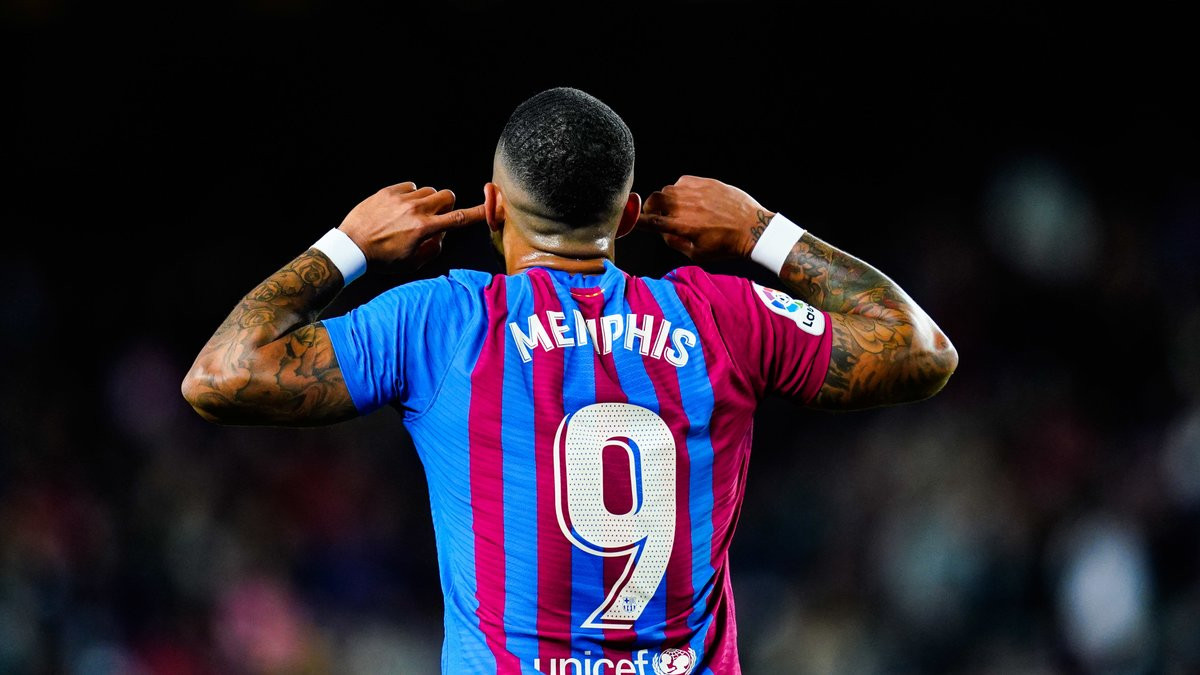 Adieu FC Barcelone, Memphis Depay veut faire son retour à l'OL ! –