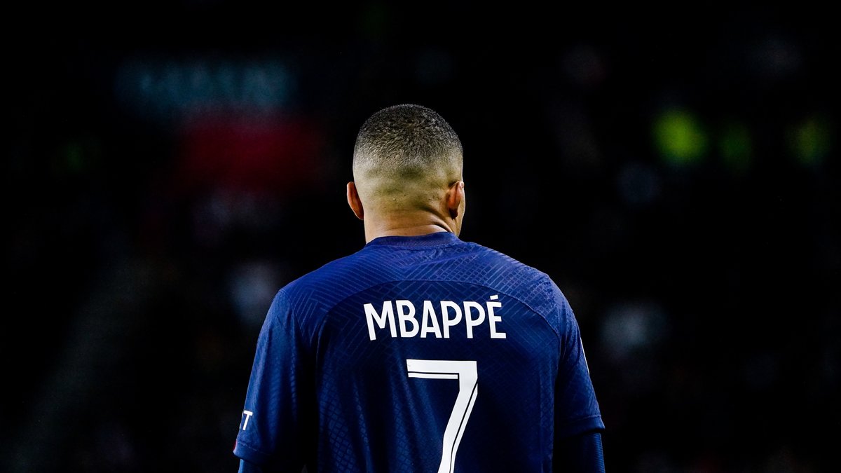 Paris Saint-Germain: il Real Madrid ha il via libera per inserire Mbappe