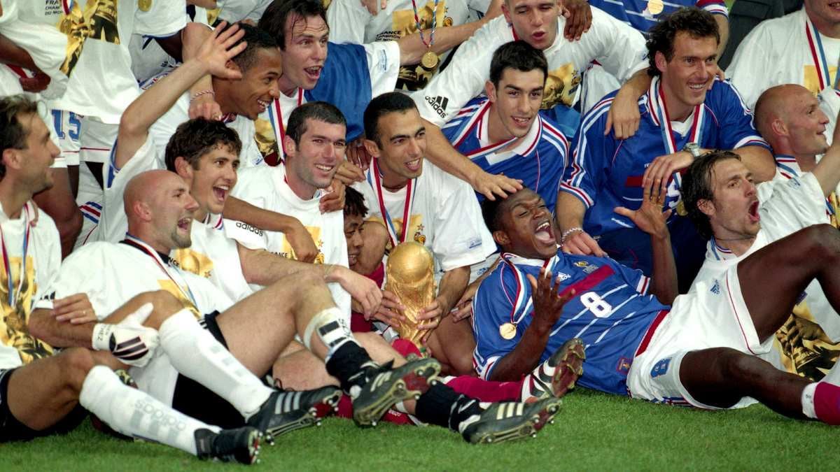 Zidane Attaqué, France 98 Débarque Dans Le Clash - Le10sport.com