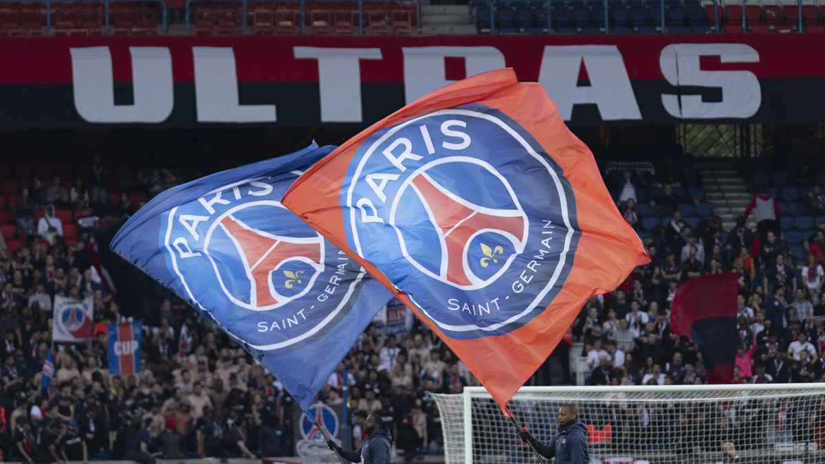 An ordeal for a PSG star, he flies to the rescue