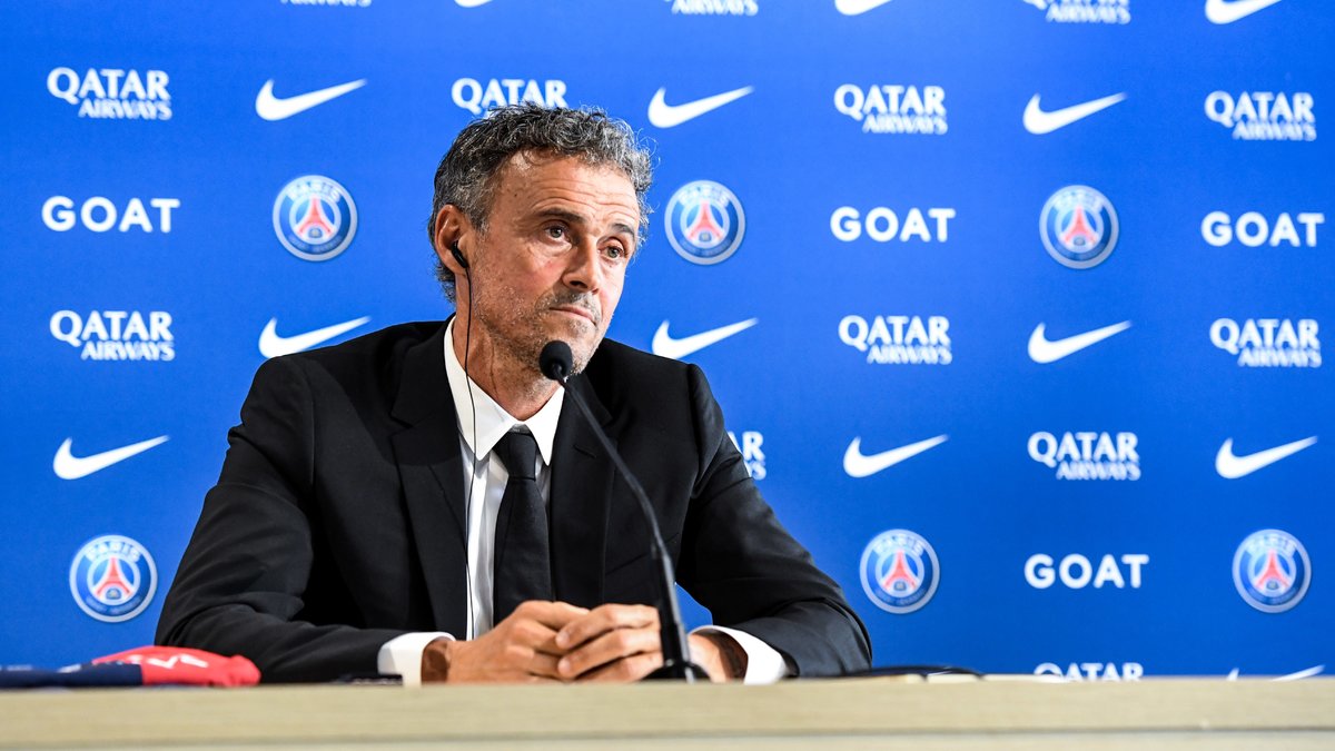 Incredibly, he announces clashes with the new PSG coach