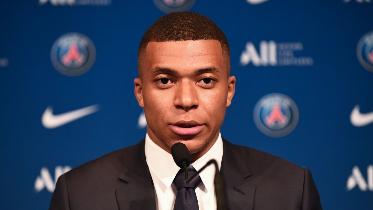 Foot-Mercatolive.com: Mercato - PSG : Mbappé a lâché un gros message thumbnail