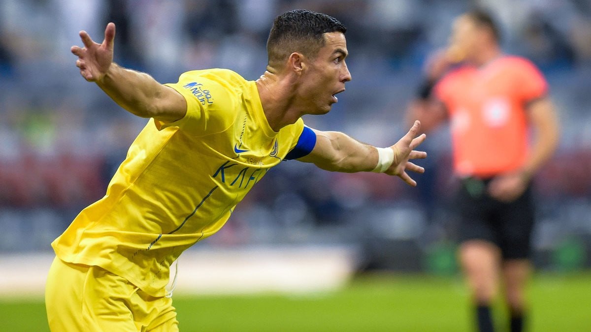 Cristiano Ronaldo Laughs Off Exclusion from Top 10 Players of 2023 List by IFFHS