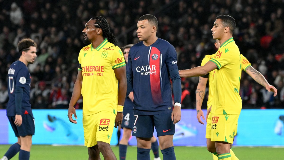 Foot-mercatolive.com: Deux joueurs du FC Nantes vont suivre Mbappé cet été ? thumbnail