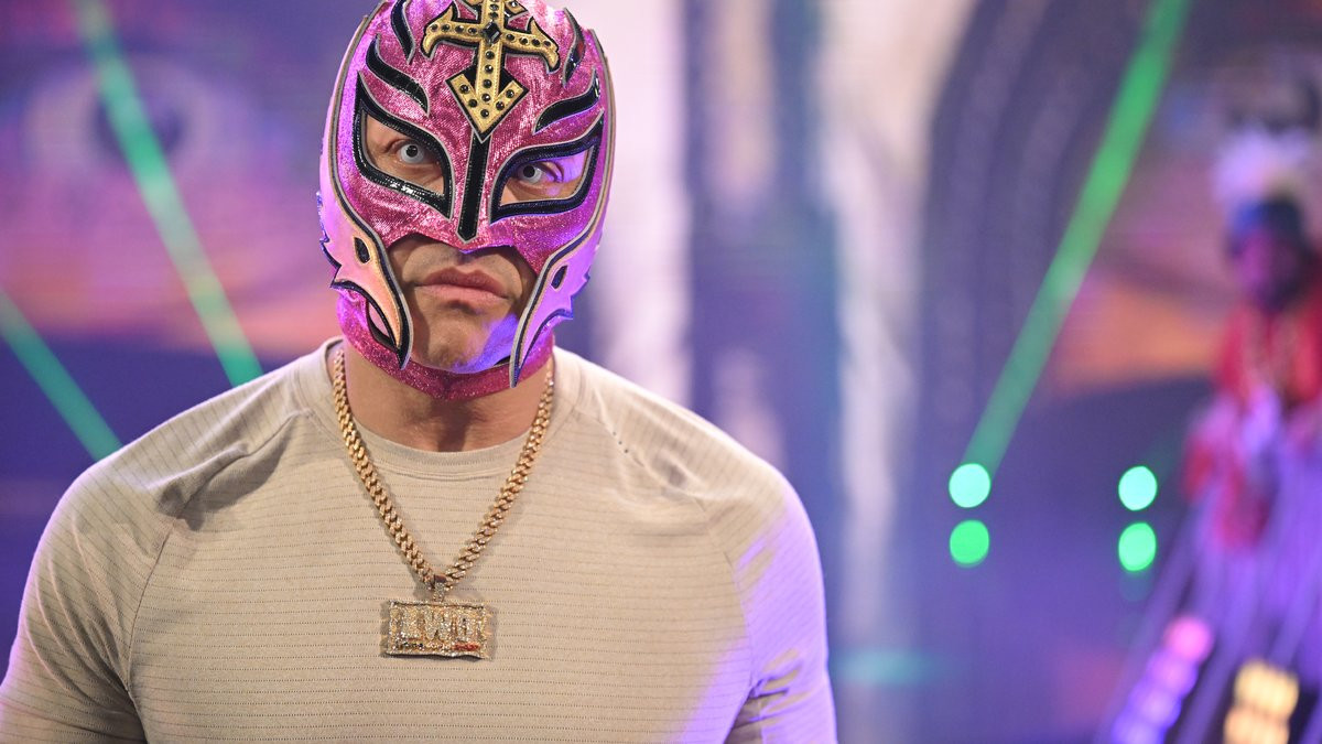 Rey Mysterio : Cette part de son histoire que la WWE veut absolument cacher  - Le10sport.com