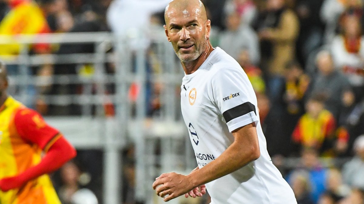 Mercato Semaine décisive pour le retour de Zidane Le10sport com