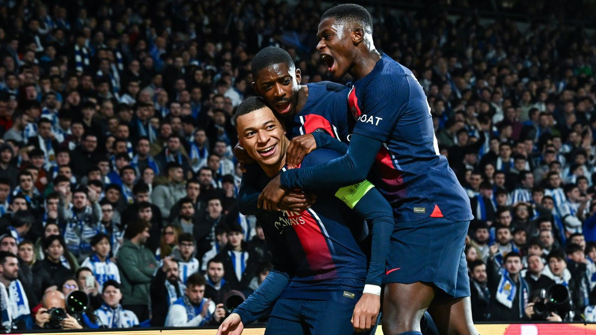 Kylian Mbappé impressionne avec sa vitesse lors de la victoire du PSG en Ligue des champions thumbnail