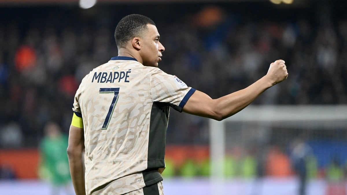 PSG - Real Madrid : Mbappé va remplacer une autre star ! thumbnail