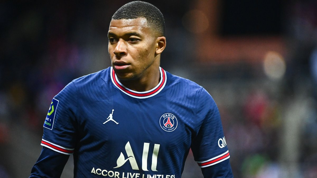 Mercato Mbappé Va Provoquer Un Départ Colossal Au Psg 