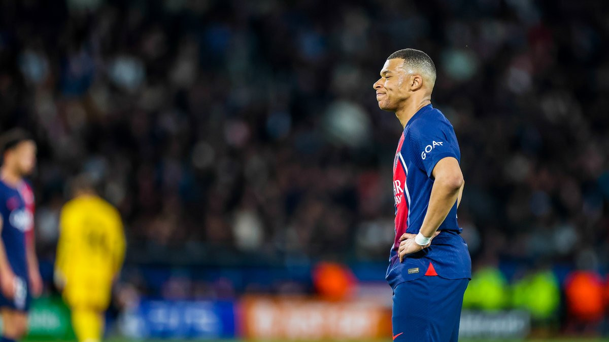 Viré du PSG à cause du transfert de Mbappé ? La réponse tombe thumbnail