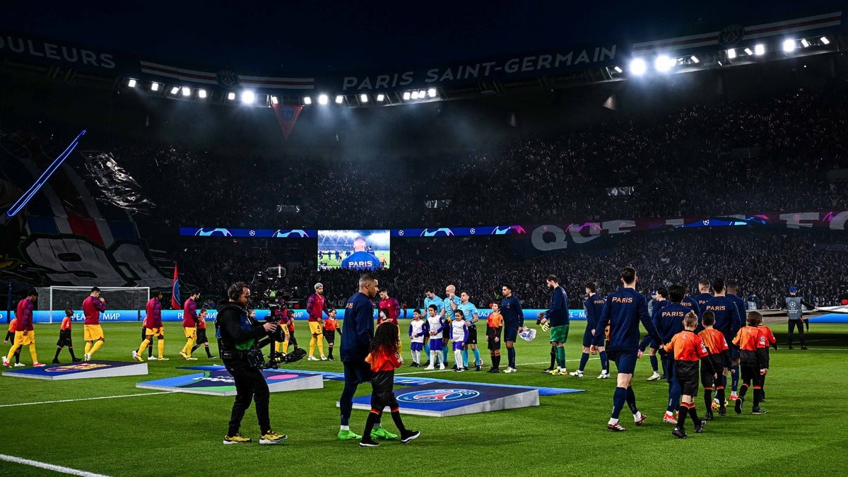 PSG vs. FC Barcelona: Mbappé’s XXL Announcement and Pastore’s Reassurance | Champions League Quarter-final Preview