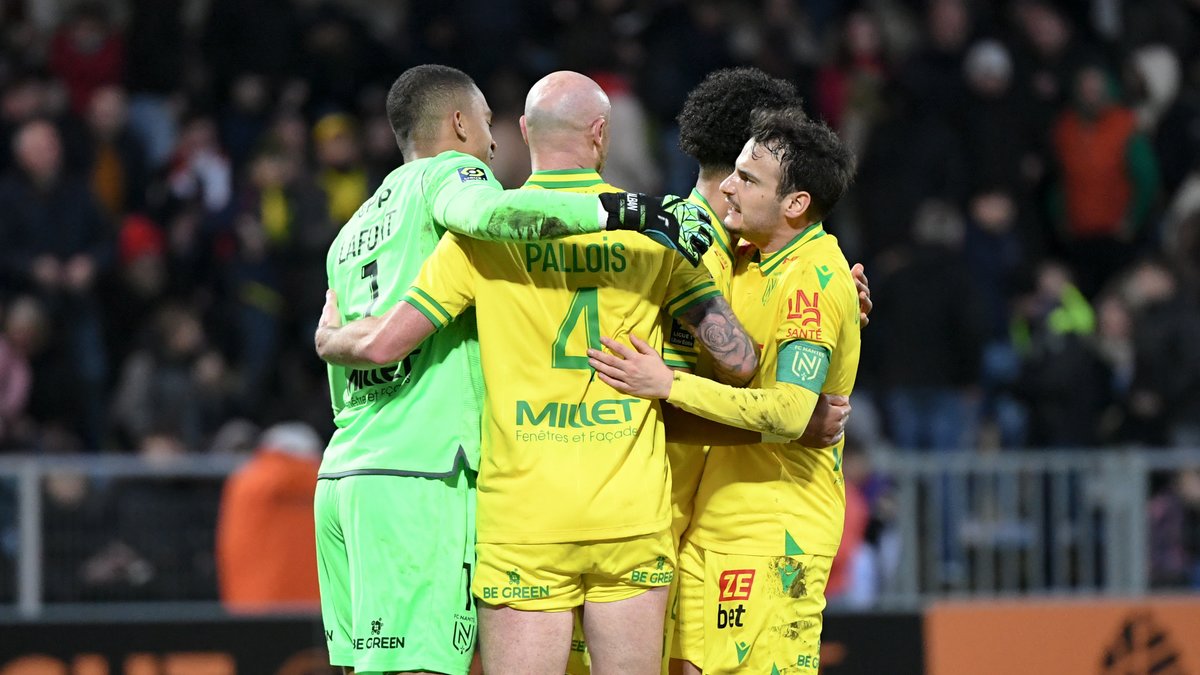 «C'est de la m*rde» : Gros coup de gueule au FC Nantes ! thumbnail