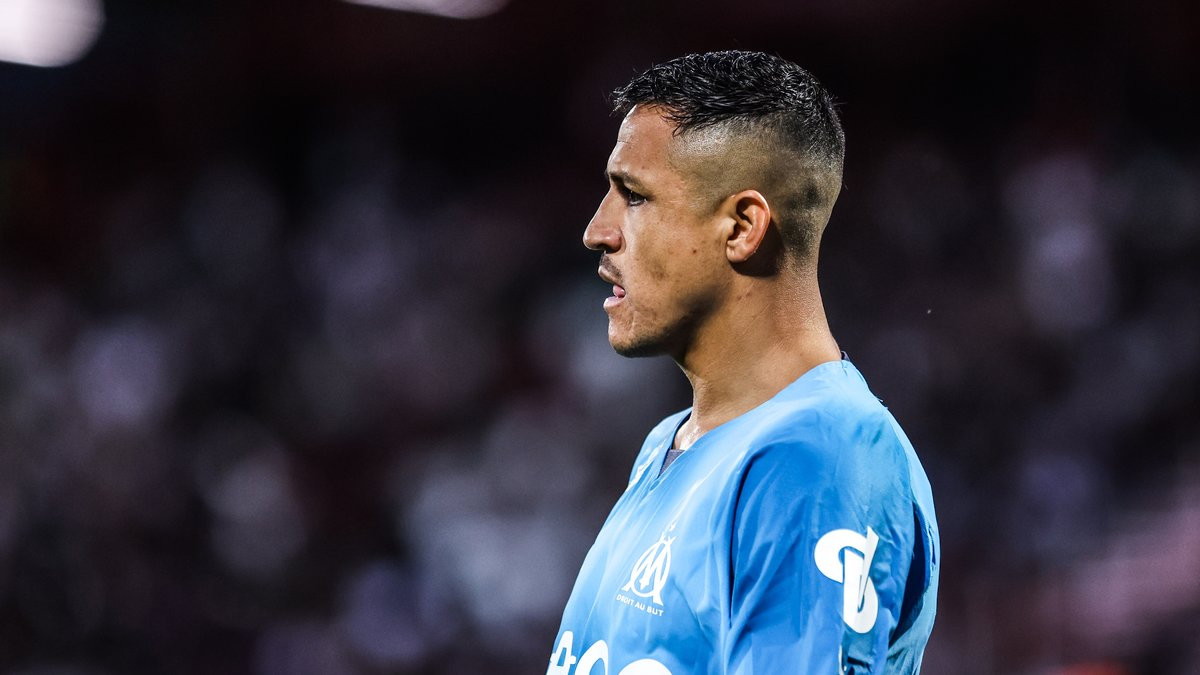 Mercato - OM : C’est déjà terminé pour le successeur d’Alexis Sanchez ? thumbnail