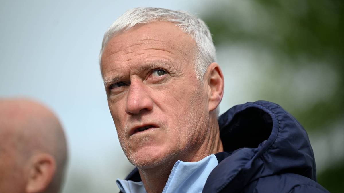 Deschamps évite une polémique qui a piégé le PSG thumbnail